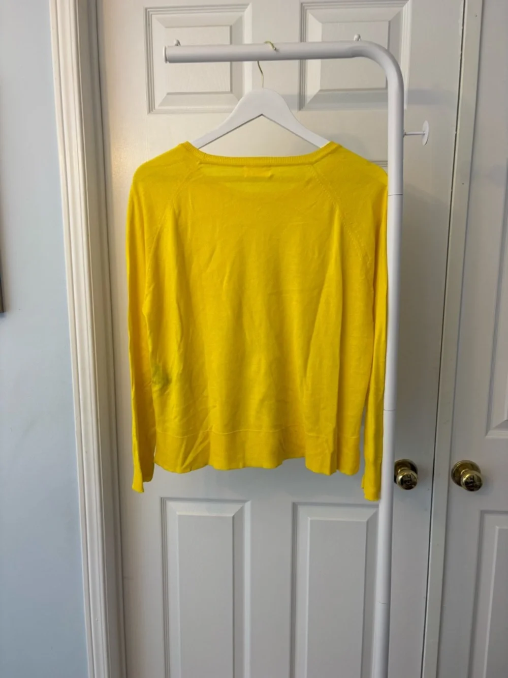 Zara Sunny Yellow Lightweight Crewneck Sweater Top Size Medium - Picture 4 of 10